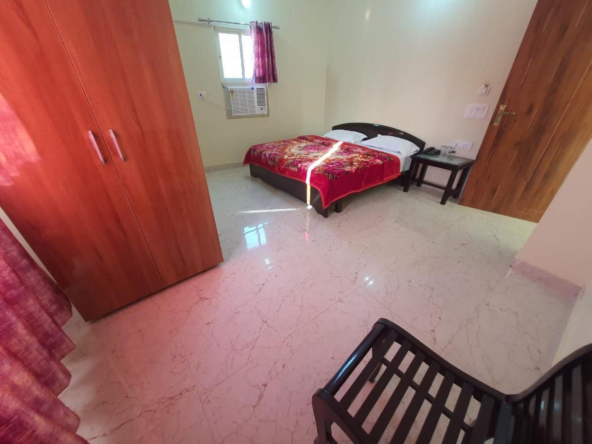 Hotel Govind Palace Rishīkesh Esterno foto