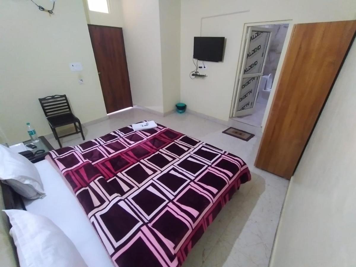 Hotel Govind Palace Rishīkesh Esterno foto